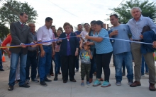 La Municipalidad inauguró una nueva cuadra de pavimento y avanza con el desarrollo urbano curuzucuateño